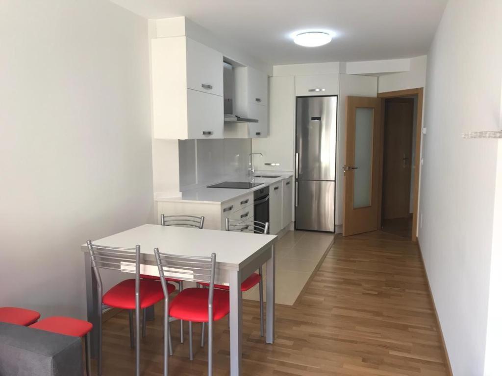 Apartamento Playa A Xunqueira, A 15 Min Vigo Moana Luaran gambar
